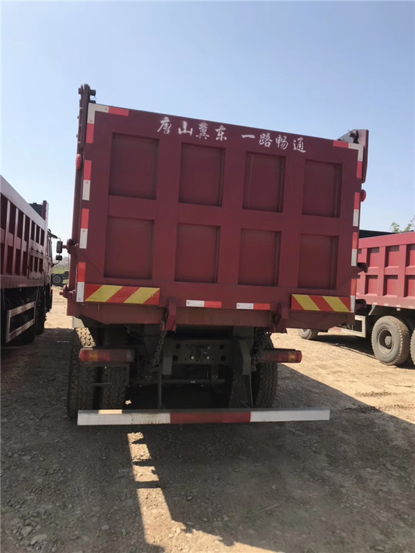 38-50发动机;hw19712变速器 hw50直连式取力器;hr9前轴(盘);ac16自调